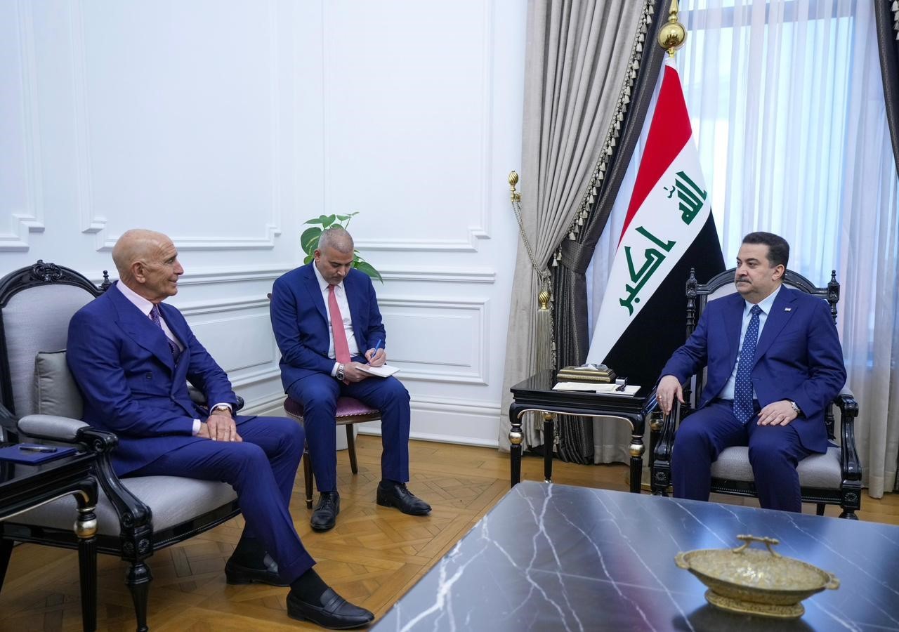 abdli ozel temsilcisi barrack irak basbakani sudani ile bir araya geldi 0 LwIGU4fZ