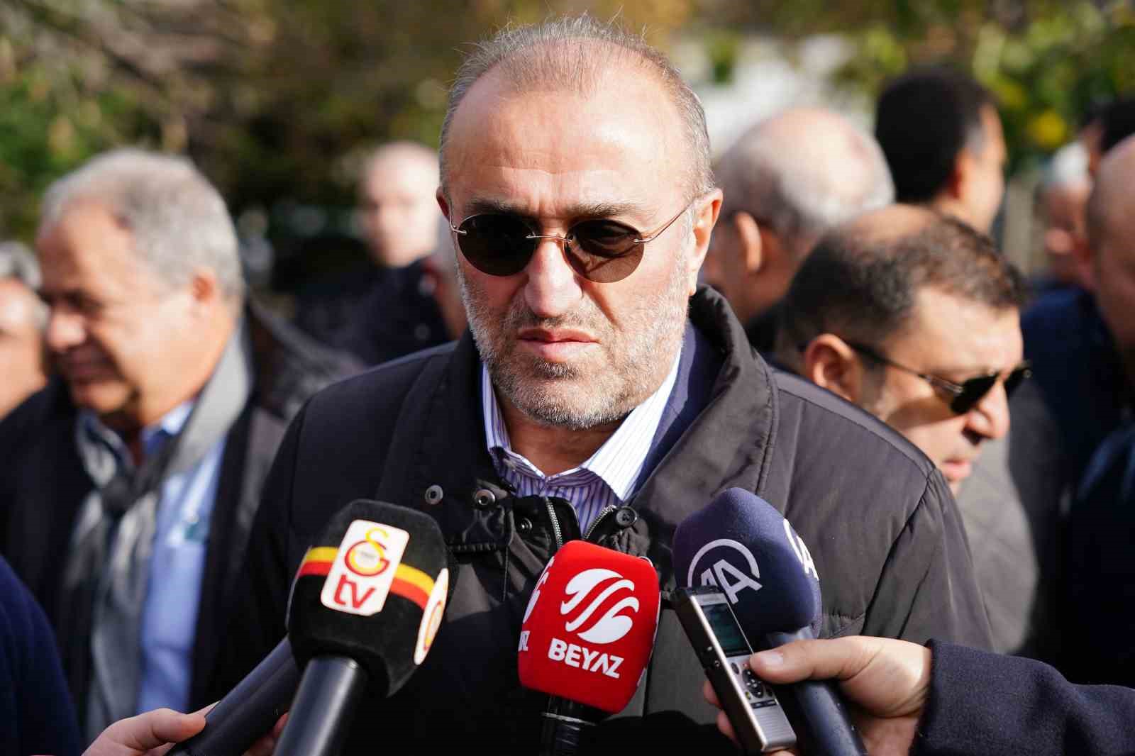 abdurrahim albayrak su anki milli takimin temelini lucescu atti 1 BvzeupGj