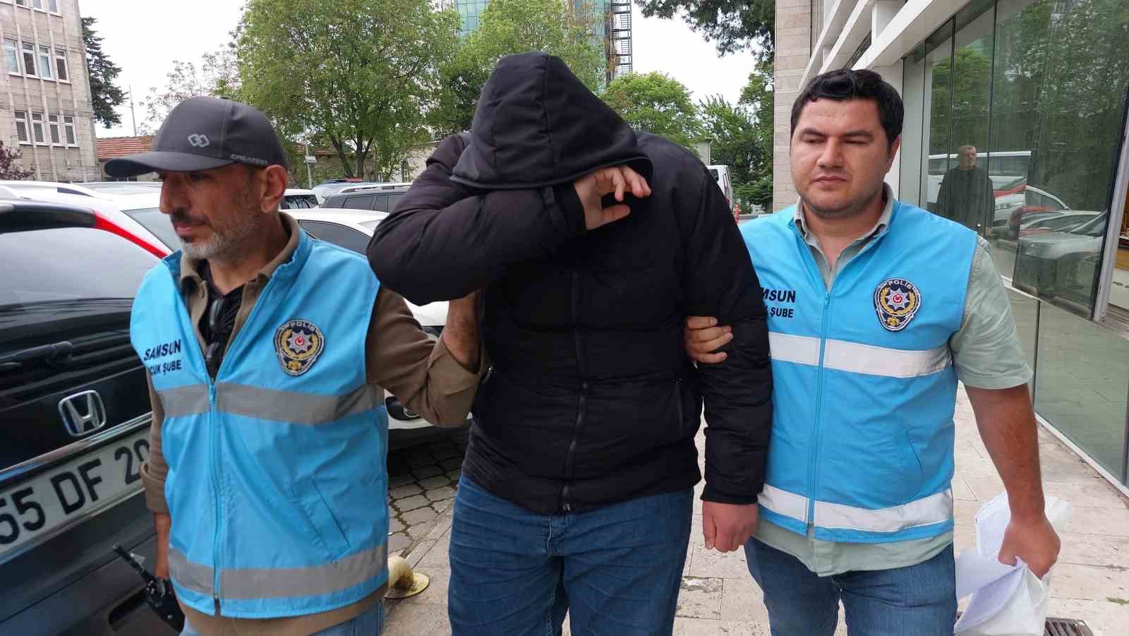 Ablasını kaçıran amcasının oğlunu öldüren 16 yaşındaki çocuk ile babasının yargılanmasına başlandı 4 ablasini kaciran amcasinin oglunu olduren 16 yasindaki cocuk ile babasinin yargilanmasina baslandi 0
