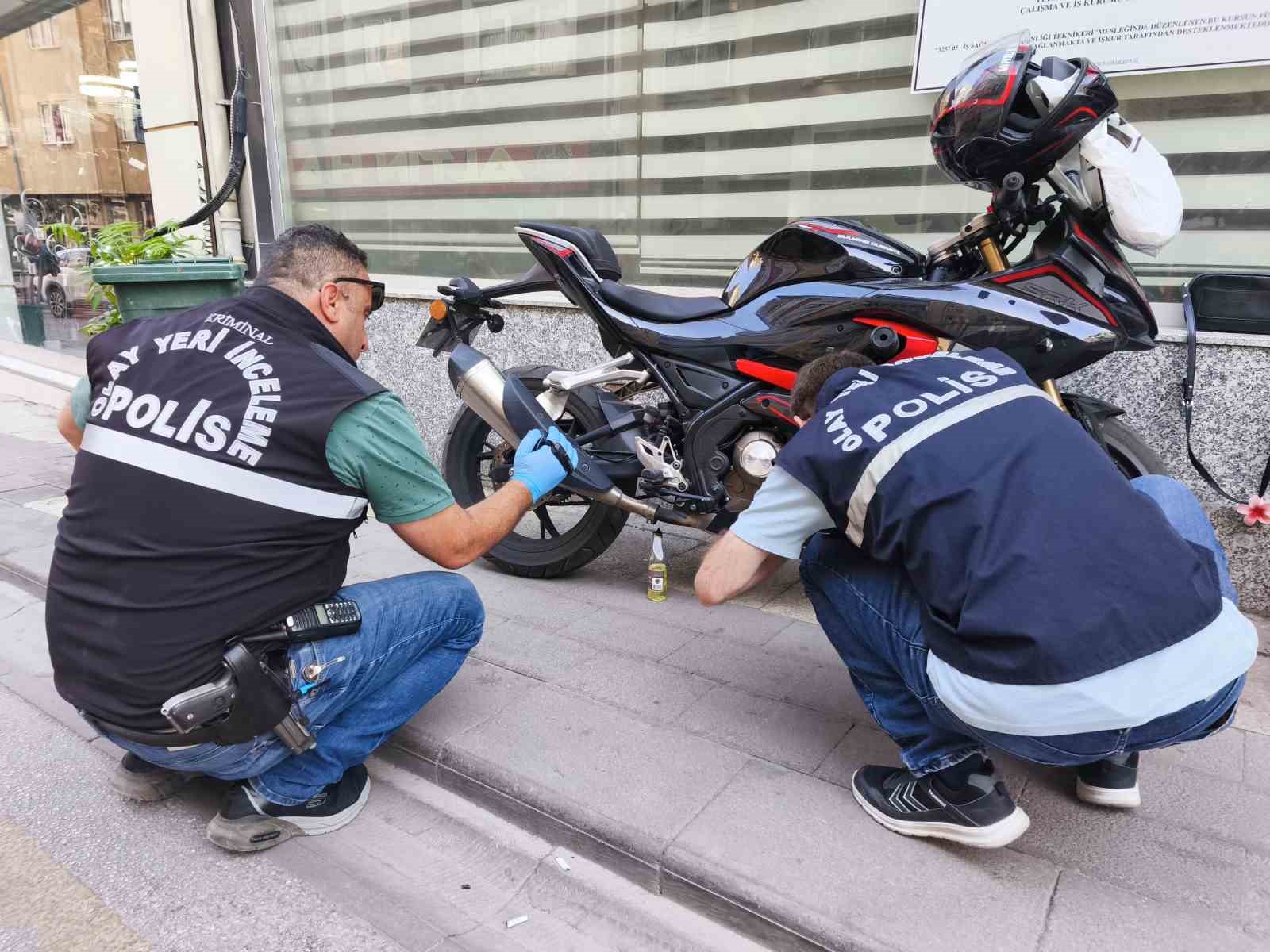 acemi kundakci motosikleti yakamadi 2 rUyyqIN6