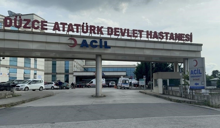 aci-biberi-fazla-kaciran-ogrenciler-hastanelik-oldu-m1n4Zebh.jpg