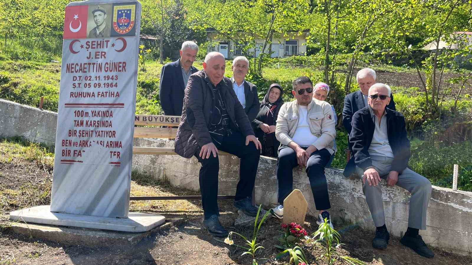 acili baba oglunun mezari basinda adalet istedi 1 hztUN4er