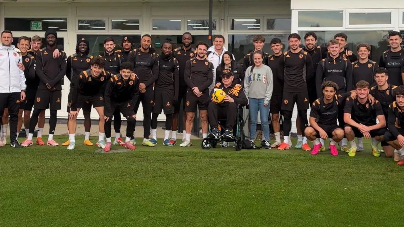 acun ilicalidan hull city taraftari owen griffithse jest 2