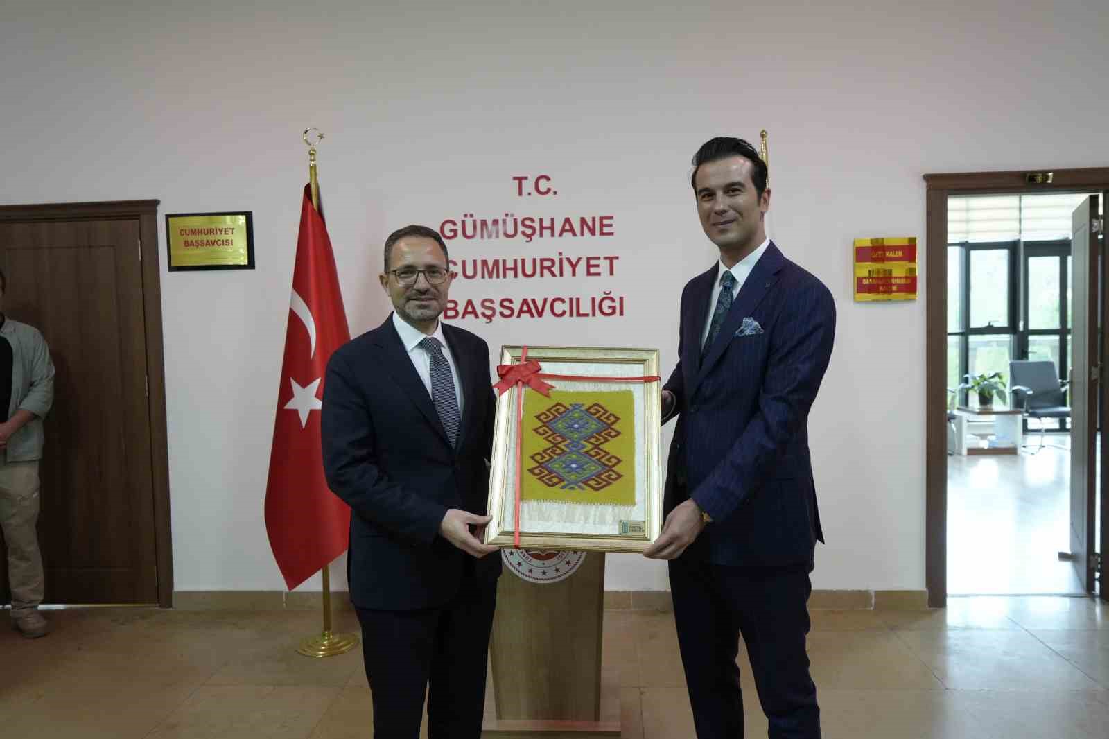Adalet Bakan Yardımcısı Ayyıldız, Gümüşhane’de 5 adalet bakan yardimcisi ayyildiz gumushanede 1 G9OvZjgb