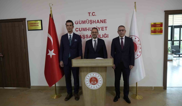 adalet-bakan-yardimcisi-ayyildiz-gumushanede-2aaX7MPK.jpg