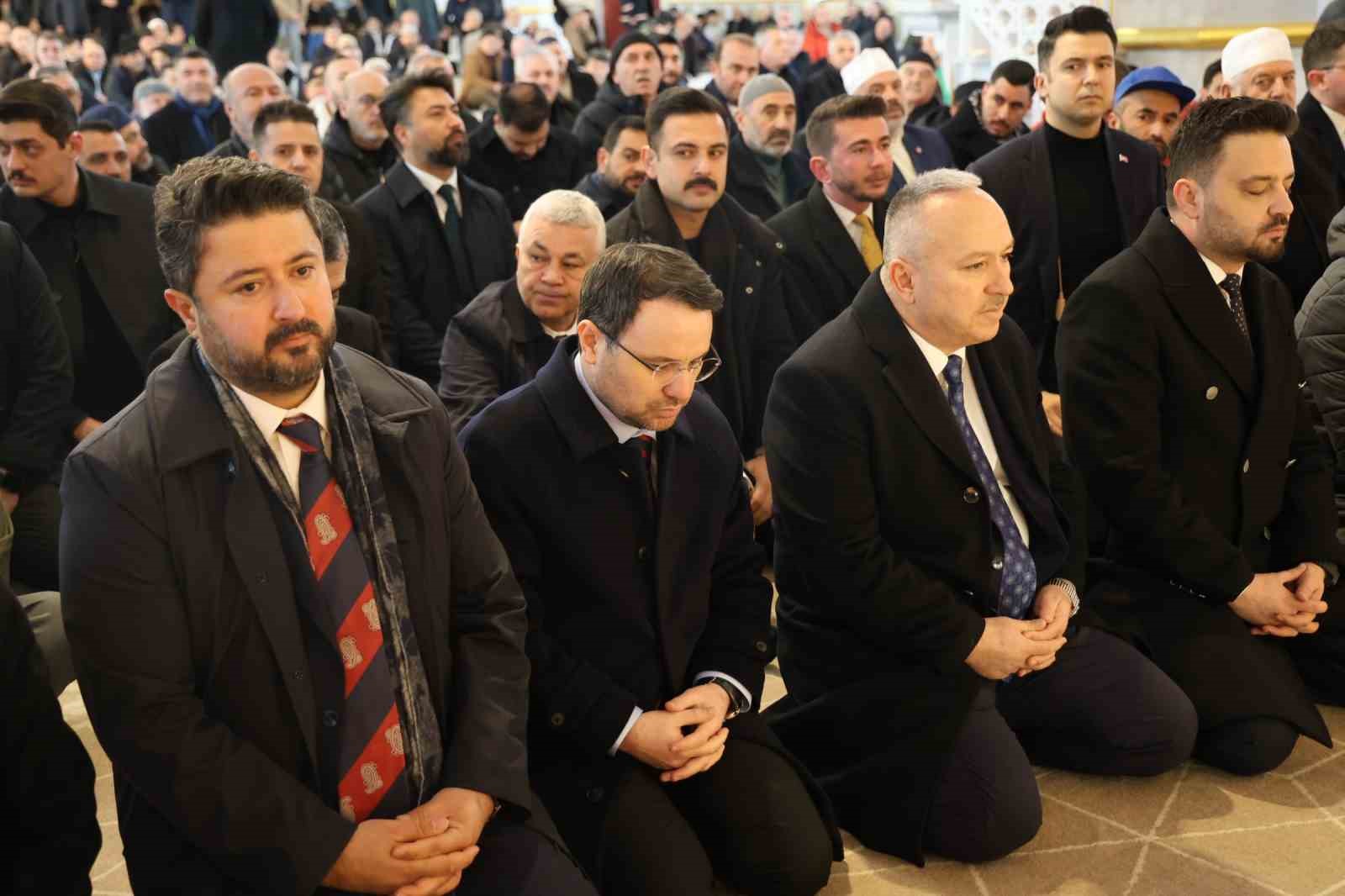 adalet bakani akin gurlek memleketi nevsehirde davul zurnayla karsilandi 4