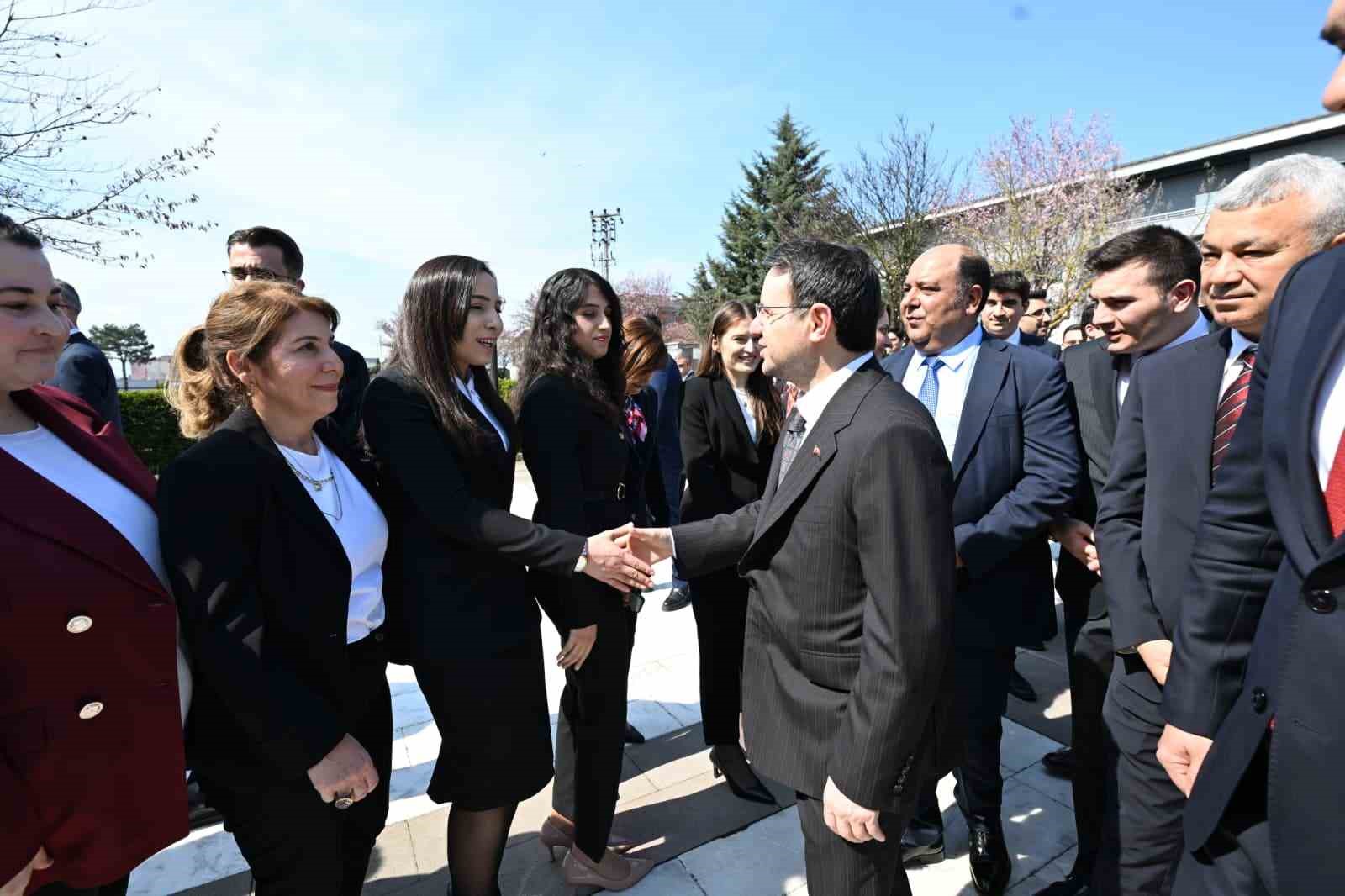 Adalet Bakanı Gürlek: "12. Yargı Paketimizle ilgili meslektaşlarla sürekli istişare halindeyiz" 6 adalet bakani gurlek 12 yargi paketimizle ilgili meslektaslarla surekli istisare halindeyiz 2 QekmUmOO