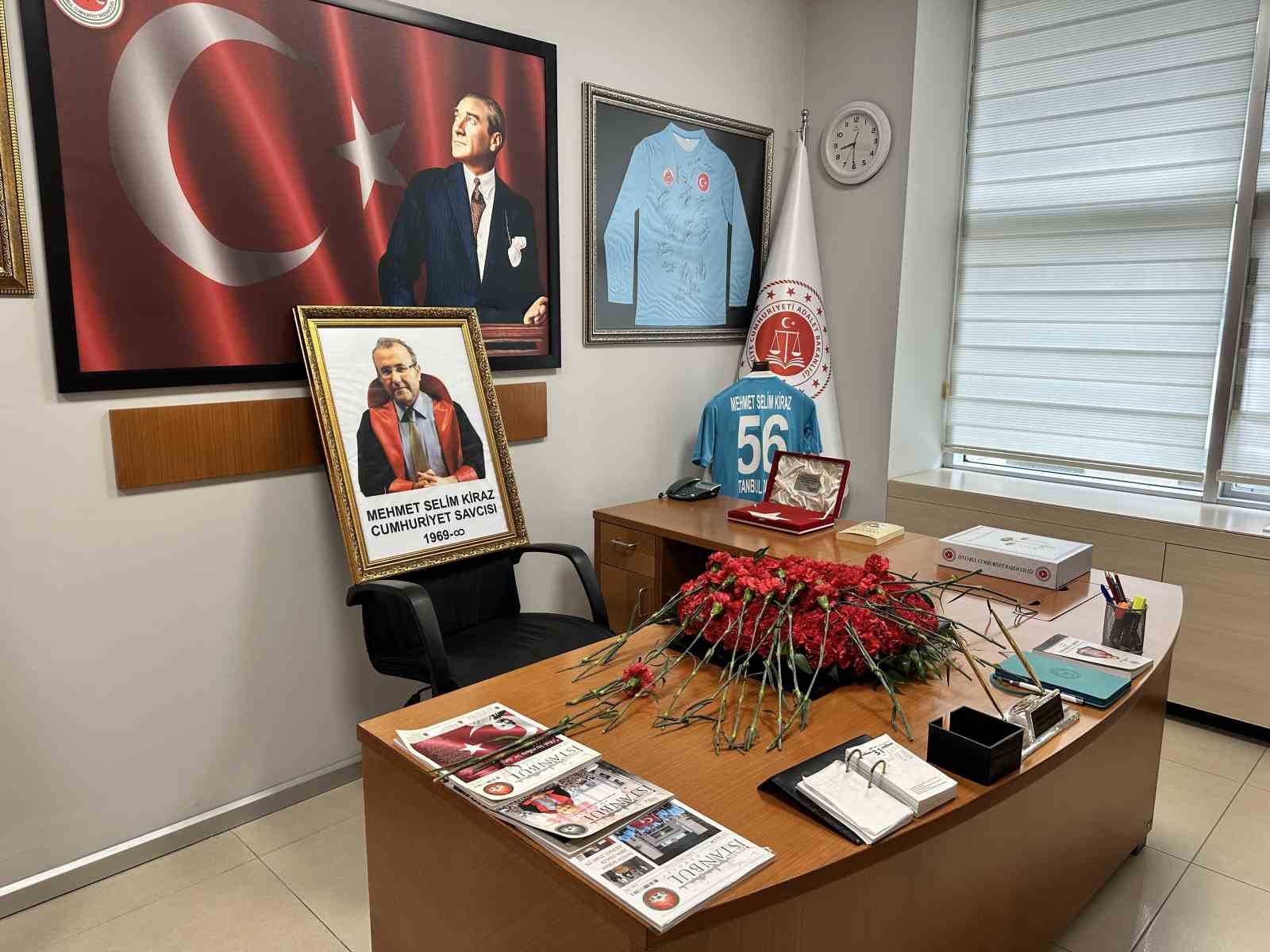 Adalet Bakanı Gürlek: "Adalet teşkilatı hiçbir zaman korkuya teslim olmamış, hiçbir zaman geri adım atmamıştır" 6 adalet bakani gurlek adalet teskilati hicbir zaman korkuya teslim olmamis hicbir zaman geri adim akUJTQLN