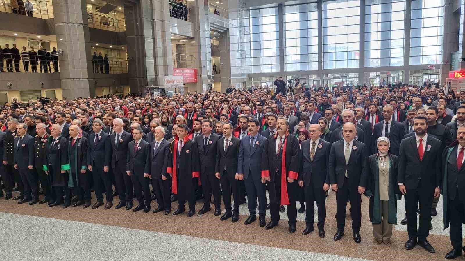 Adalet Bakanı Gürlek: "Adalet teşkilatı hiçbir zaman korkuya teslim olmamış, hiçbir zaman geri adım atmamıştır" 5 adalet bakani gurlek adalet teskilati hicbir zaman korkuya teslim olmamis hicbir zaman geri adim uceeWyRf