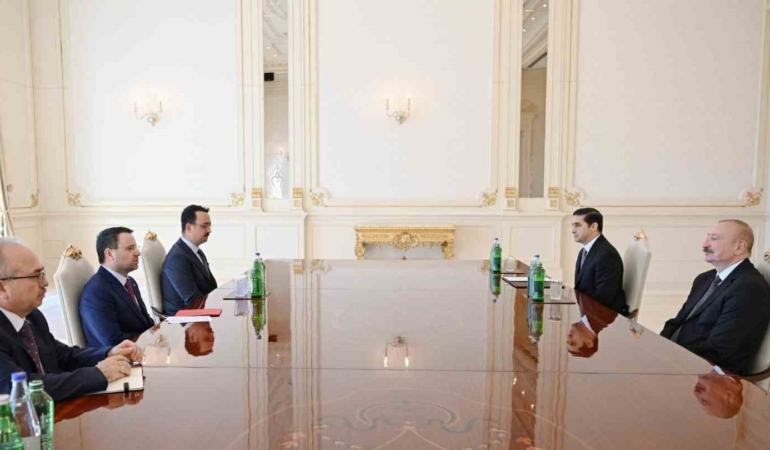adalet-bakani-gurlek-azerbaycan-cumhurbaskani-aliyev-tarafindan-kabul-edildi-fVIVvGmM.jpg