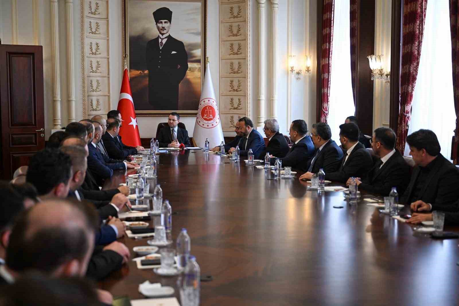adalet bakani gurlek nevsehirli is adamlarini kabul etti 1 1LUAw34v