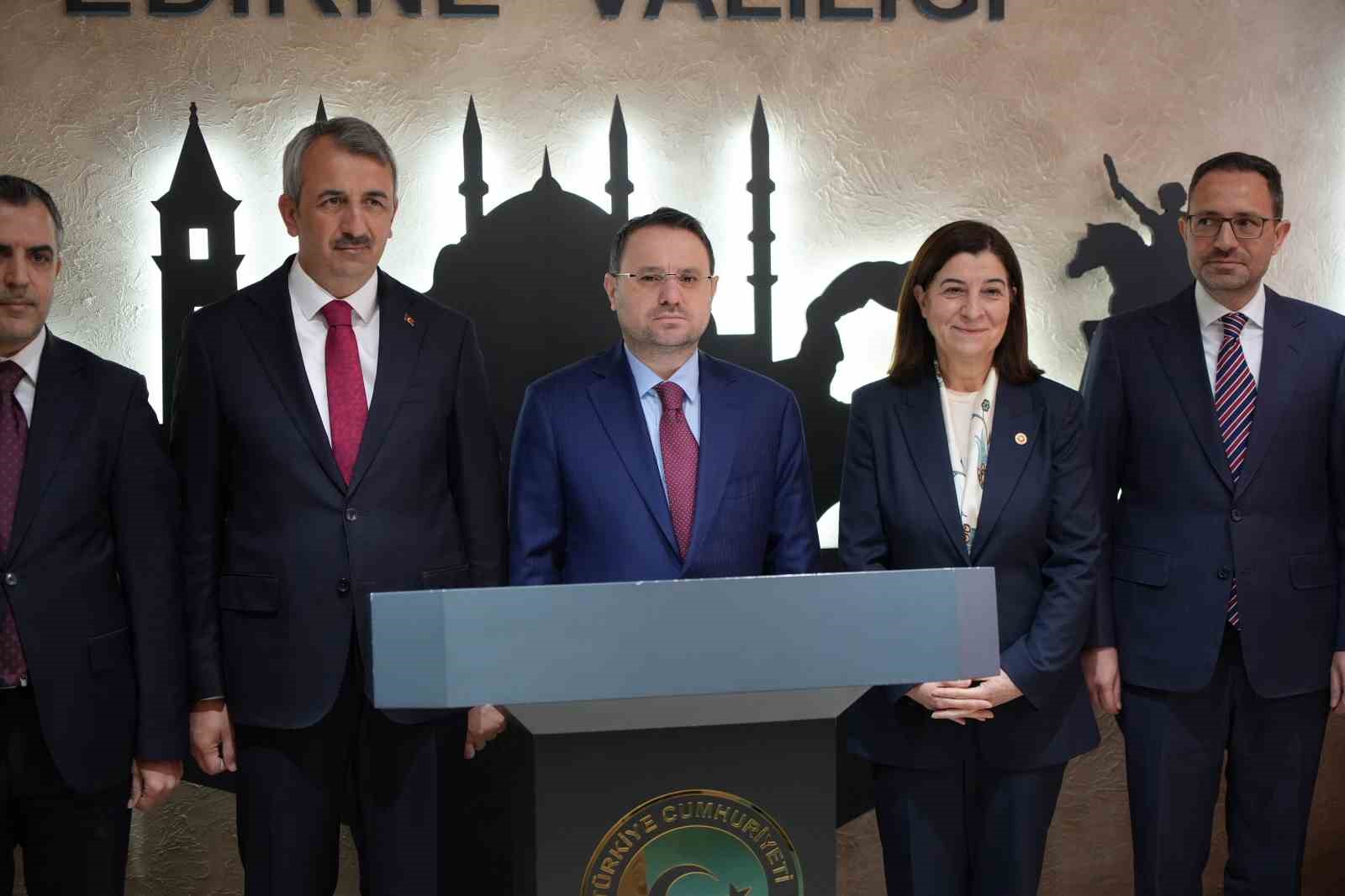 adalet bakani gurlek supheli hicbir vaka unutulmaya terk edilmeyecektir 2 UrC8CPwM