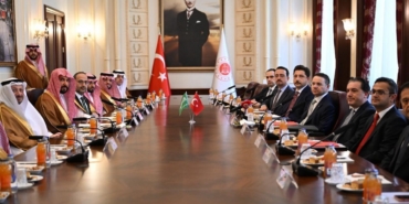 adalet-bakani-gurlek-suudi-mevkidasi-al-smani-ile-bir-araya-geldi-wwF13yeU.jpg
