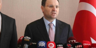 adalet-bakani-gurlek-turkiye-yuzyilini-adaletin-yuzyili-olarak-yapmak-icin-durmadan-calisacagiz-MHW3YAel.jpg