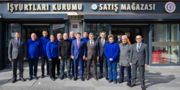 adalet-bakani-tunc-isyurtlarinin-kizilay-satis-magazasinda-vatandaslarla-alisveris-yapti-tveJDWmW.jpg