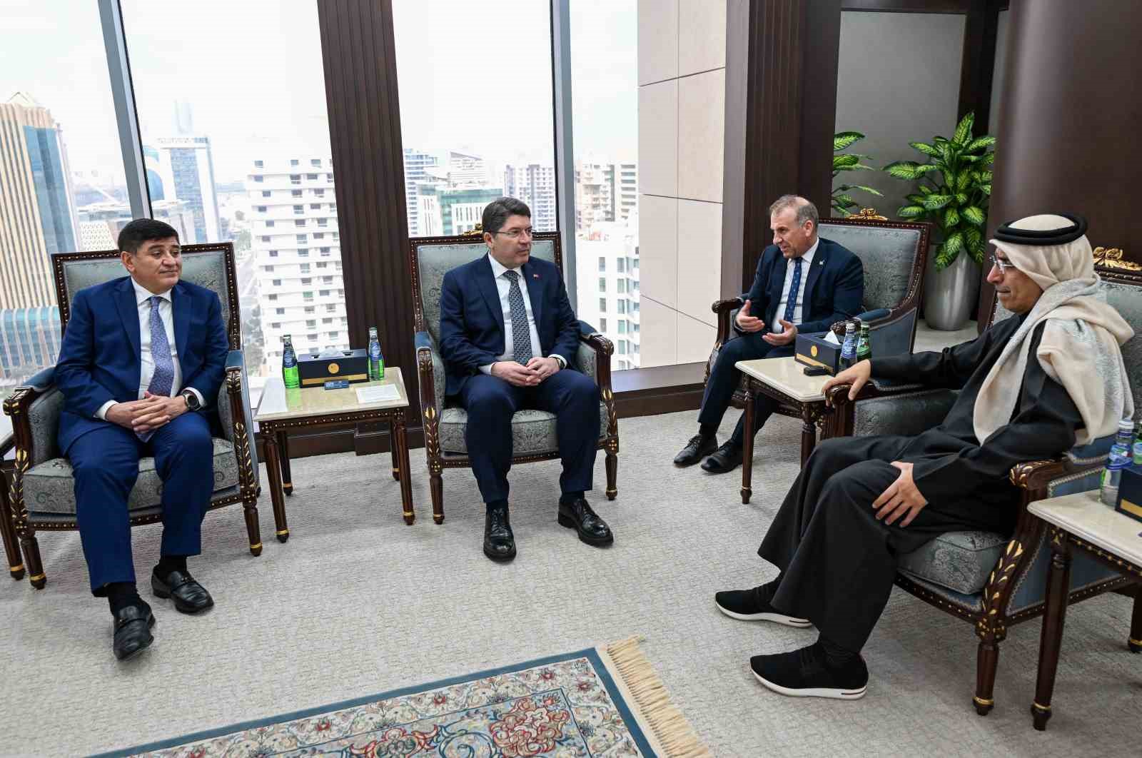 Adalet Bakanı Tunç, Katar Başsavcısı ve Yüksek Yargı Başkanıyla bir araya geldi 8 adalet bakani tunc katar bassavcisi ve yuksek yargi baskaniyla bir araya geldi 4 5C7nGbOQ