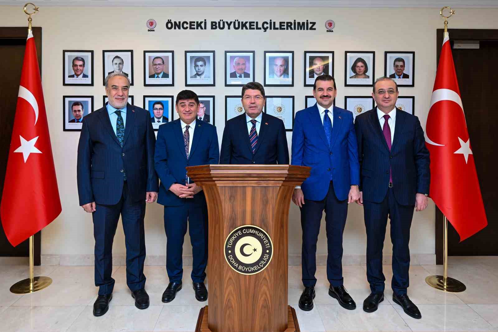 adalet bakani tunc katarda duzenlenen doha hukuk forumuna katildi 1 sf6UAJjn