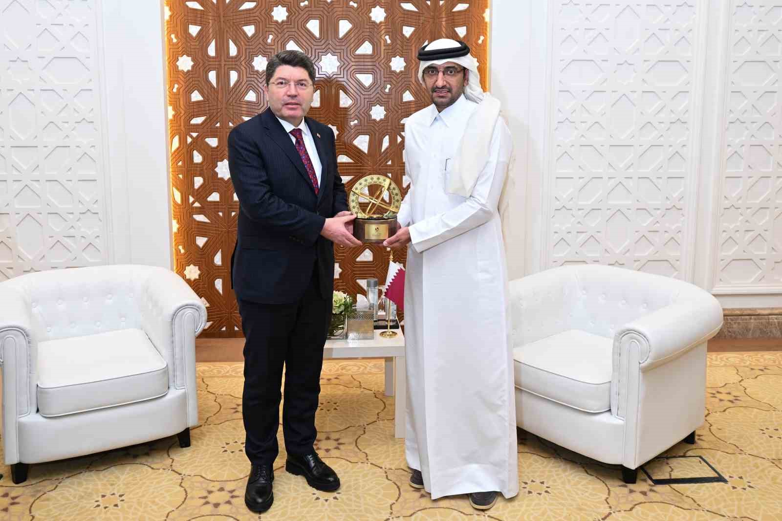 adalet bakani tunc katarda duzenlenen doha hukuk forumuna katildi 9 SrYTBBWR