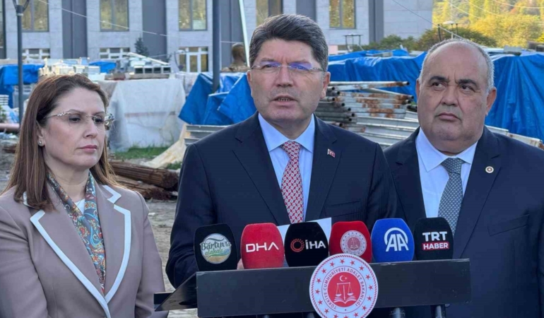 adalet-bakani-tunc-turkiye-genelinde-65-adet-adalet-binasi-projesi-var-X93IXXV1.jpg