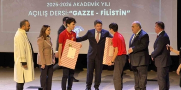 adalet-bakani-tunctan-universite-ogrencilerine-gazze-dersi-w8h37J4V.jpg