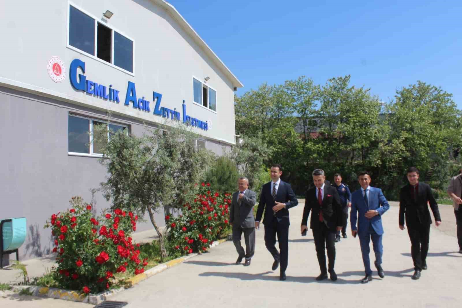 adalet bakanligi heyetinden gemlik ceza infaz kurumuna ziyaret 0 w95FXB4Z