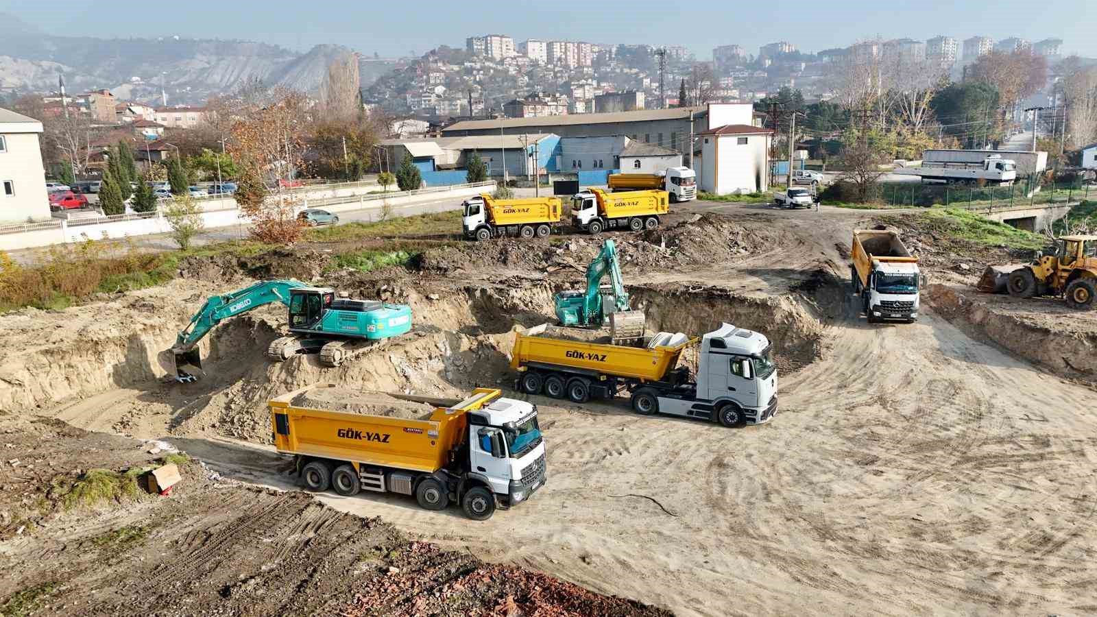 adalet sarayi icin ilk kazma vuruldu 2 yre2k8Qm