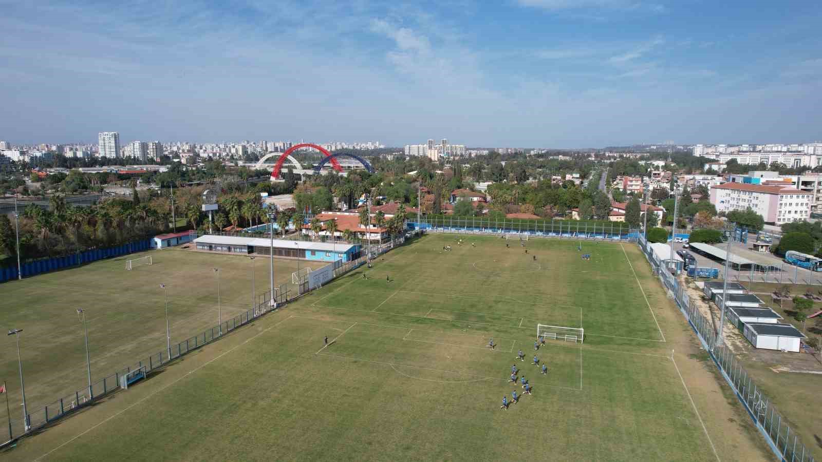 adana demirspor baskani zeybek bundan sonra butun sorumluluk artik bu sehrindir 3 ygJ4Yk37