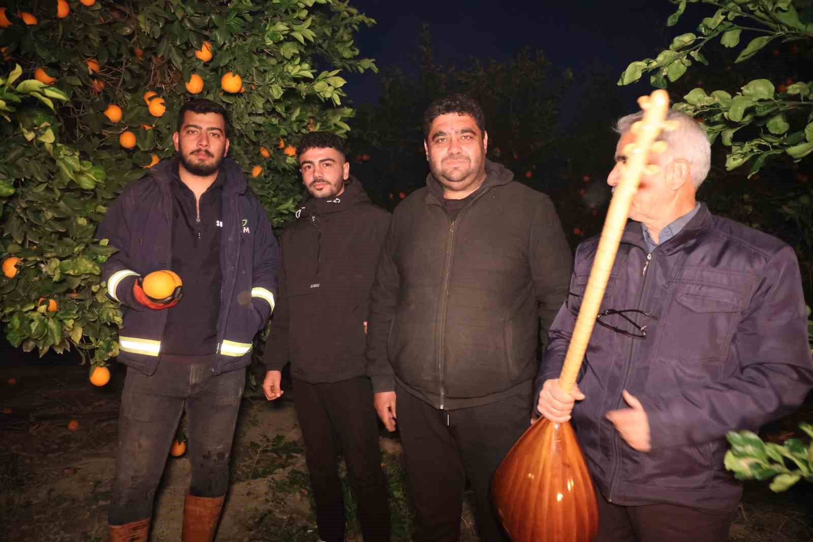 adana eksiyi gordu bahcelerde sazli sozlu zirai don nobeti tutuldu 10 RAYrXAhN