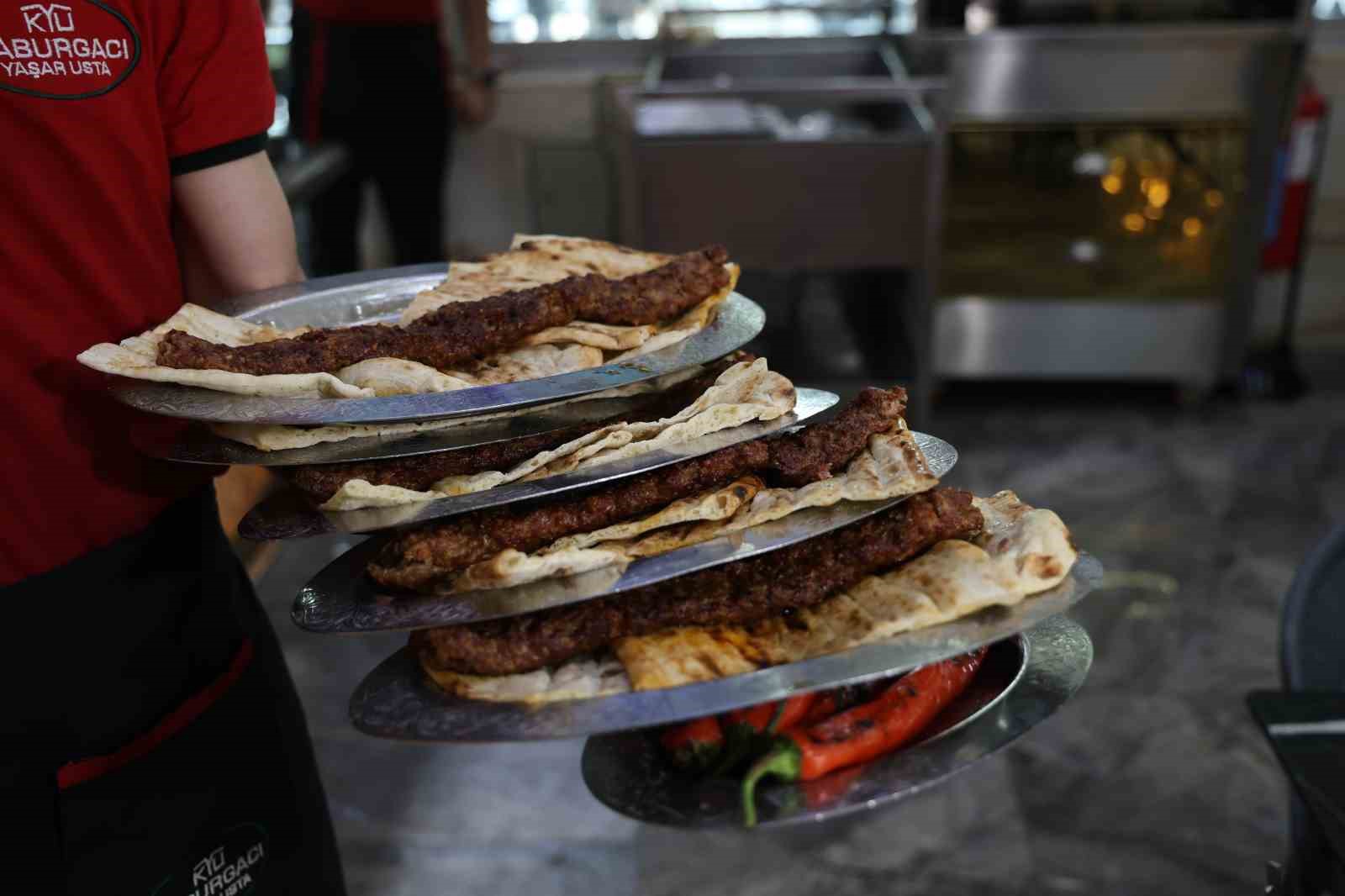 Adana kebabı ve salata ikilisi ’glutatyon’ seviyesini artırıyor 11 adana kebabi ve salata ikilisi glutatyon seviyesini artiriyor 7