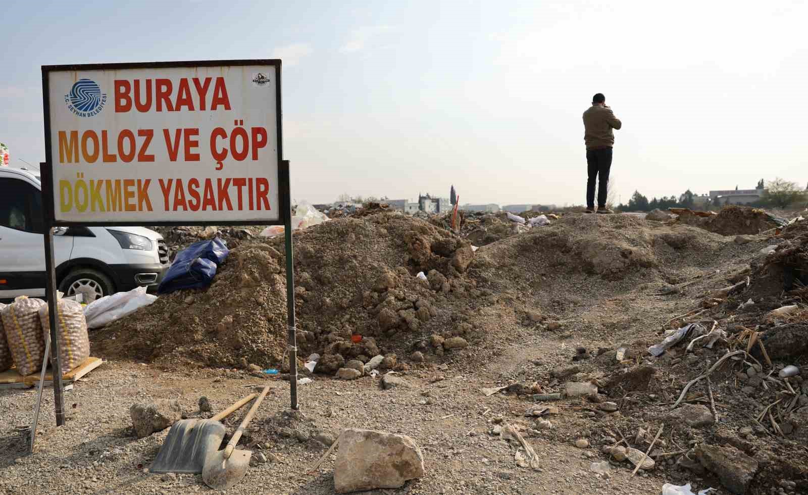 adana merkezindeki arazi cop ve moloz doldu 3 zCm8Q4Gq