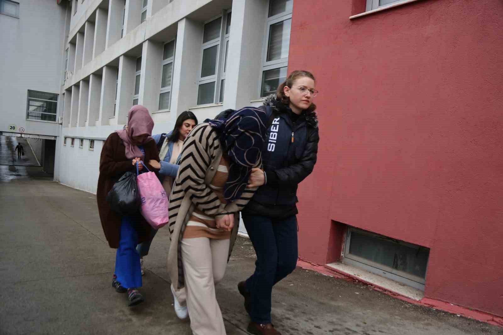 Adana merkezli 6 ilde yasadışı bahis operasyonu: 13 kişi tutuklandı 8 adana merkezli 6 ilde yasadisi bahis operasyonu 13 kisi tutuklandi 4 TqziYyQf