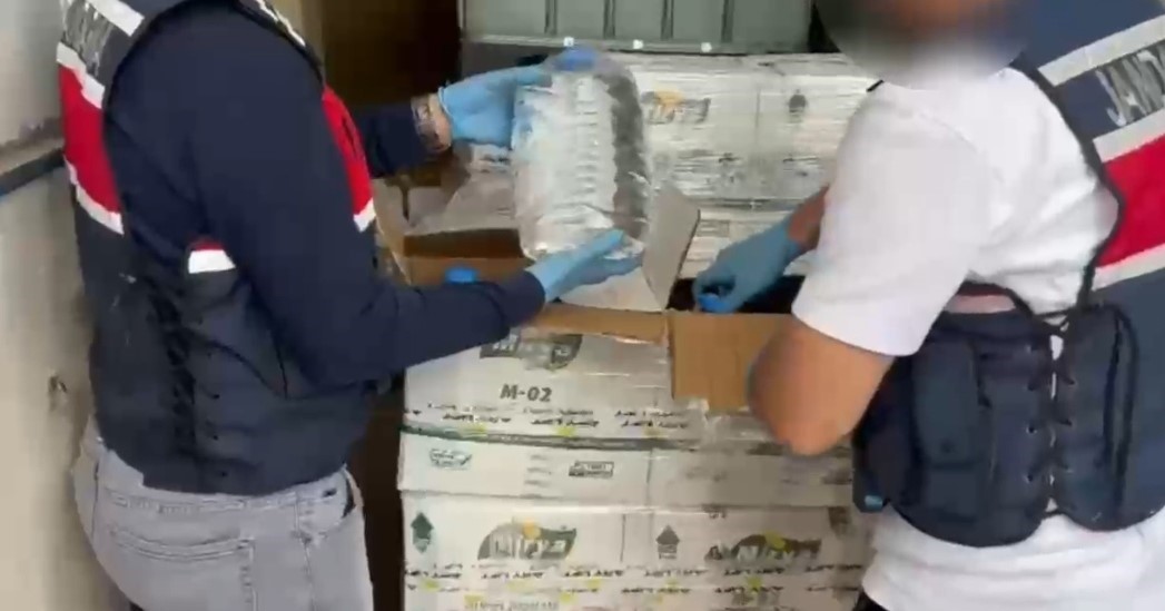 adana ve konyada 13 bin 633 litre kacak alkol ele gecirildi 1 4K1UiLRR