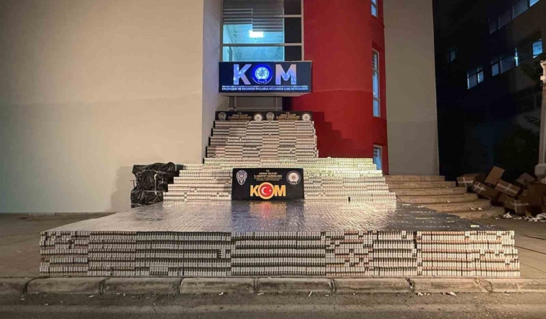 adanada-105-bin-paket-kacak-sigara-ele-gecirildi-hxaRfLWN.jpg