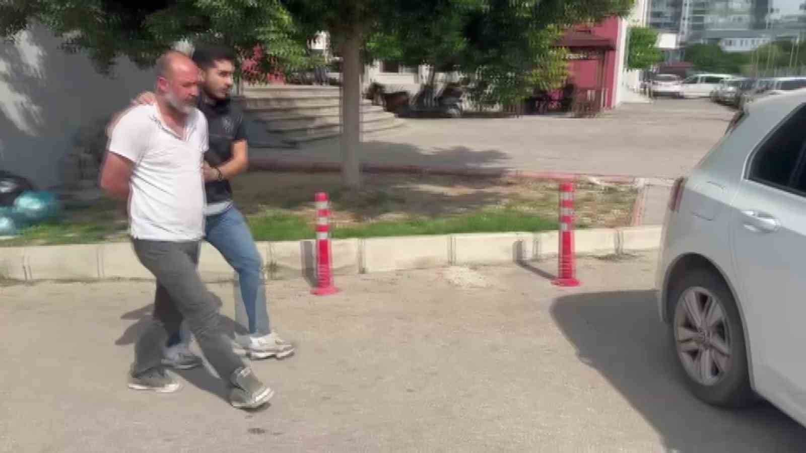 Adana’da 127 bin paket kaçak sigara ele geçirildi 5 adanada 127 bin paket kacak sigara ele gecirildi 1 guqSYFgB