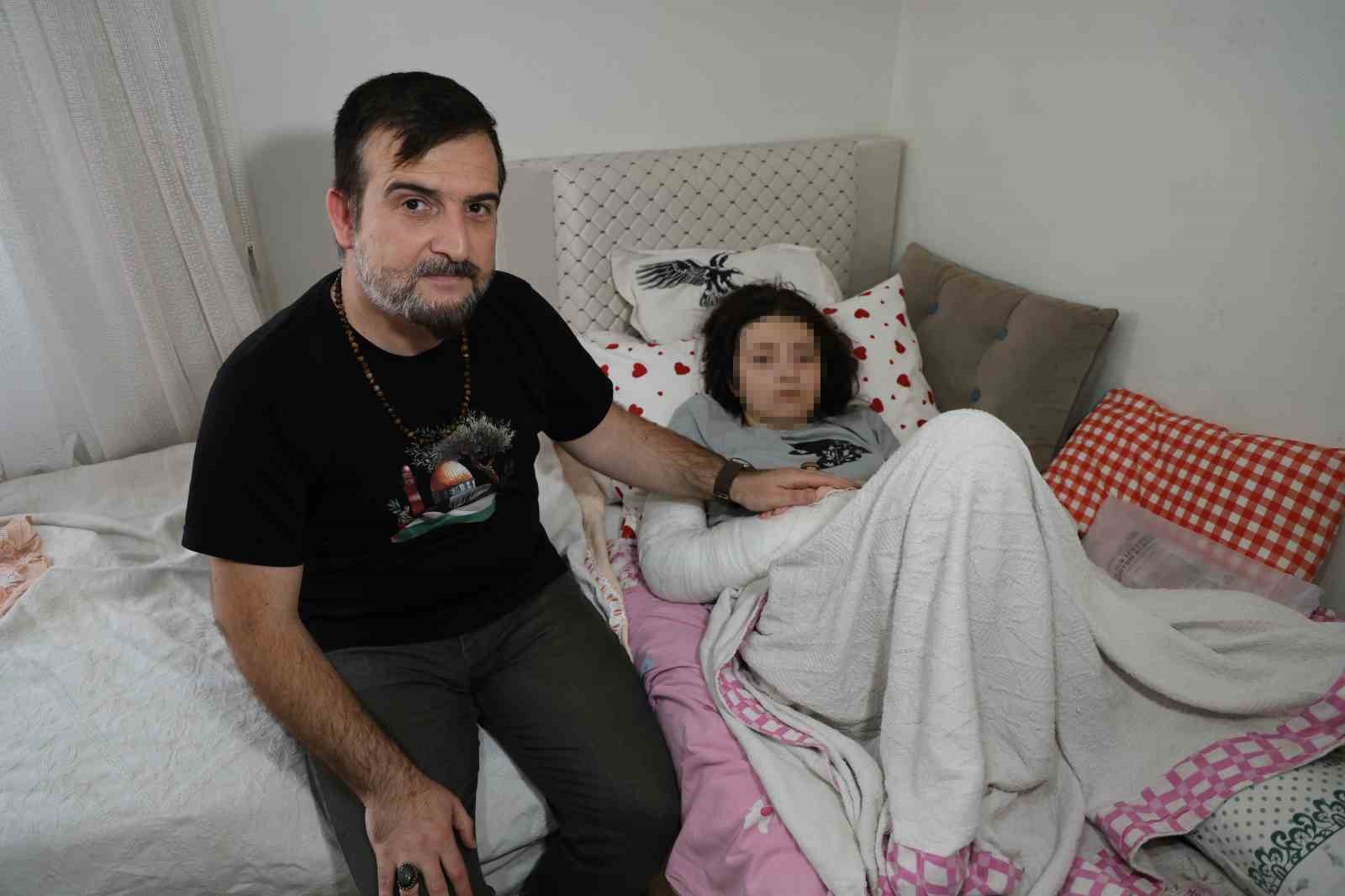 adanada 12nci kattan dusup hayata tutunan cocuk taburcu edildi 0 mtzbjSB8