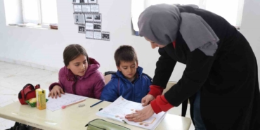 adanada-1600-rakimda-eksi-20-derecede-zorlu-egitim-Y5W9KeUy.jpg