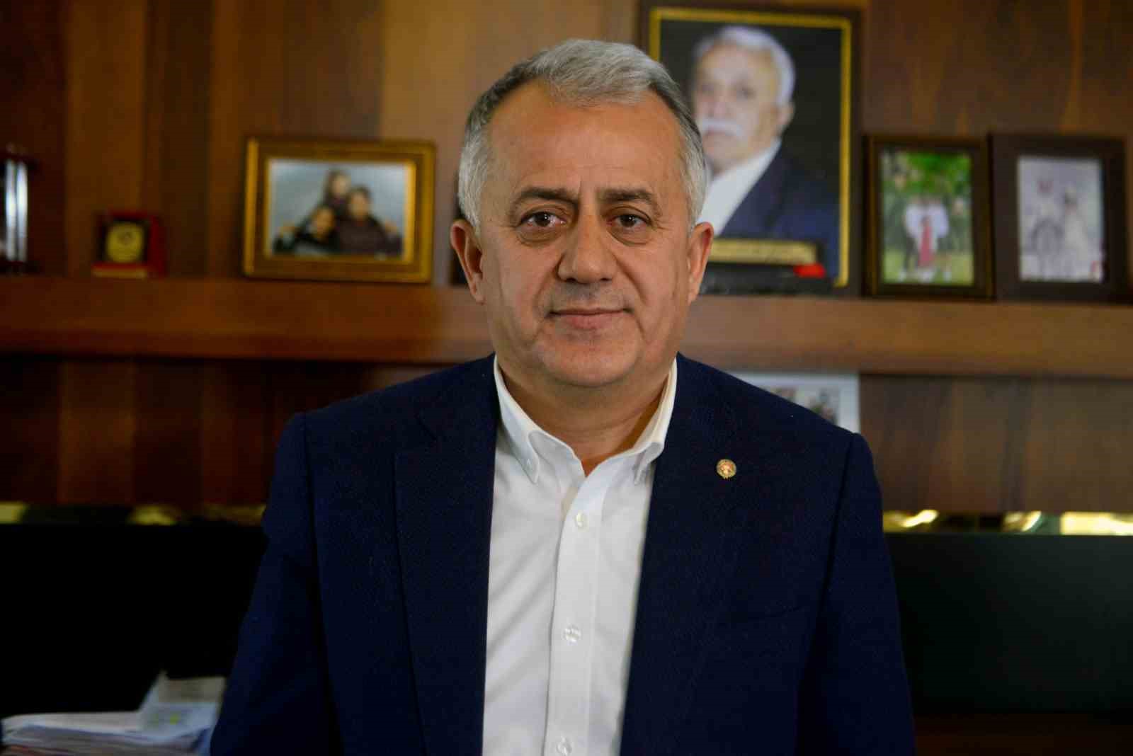adanada 17 yasindaki cocuga bicakli saldiri 2 supheli tutuklu digerleri firar 2 bTXSXiuR