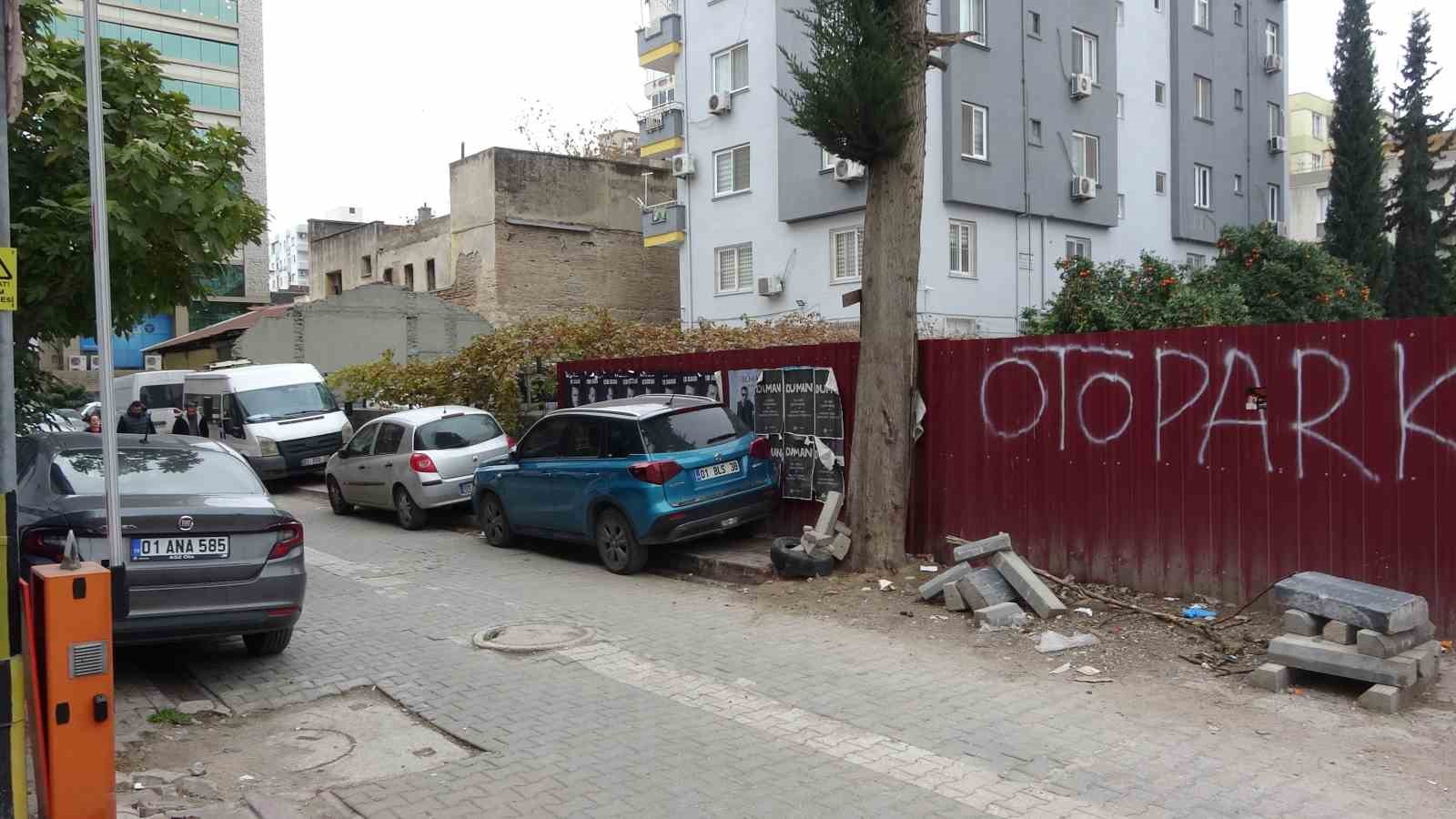 Adana’da 19 yaşındaki genç sokak ortasında öldürüldü 7 adanada 19 yasindaki genc sokak ortasinda olduruldu 3 ZkrQgYiQ