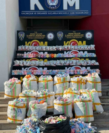 adanada-2-bin-605-gumruk-kacagi-labubu-oyuncak-ele-gecirildi-cpHsrIiQ.jpg
