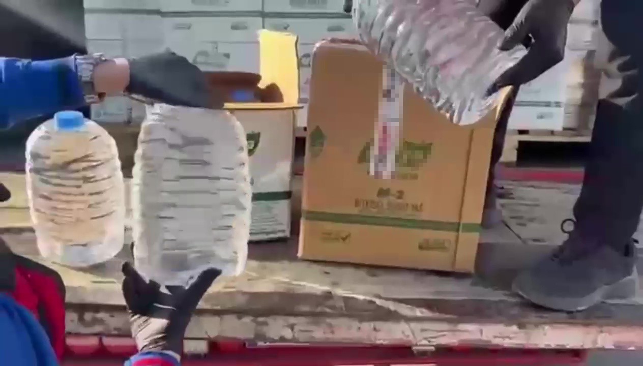 Adana’da 2 bin litre kaçak alkol ele geçirildi: 1 tutuklama 5 adanada 2 bin litre kacak alkol ele gecirildi 1 tutuklama 1 JqI7PLge