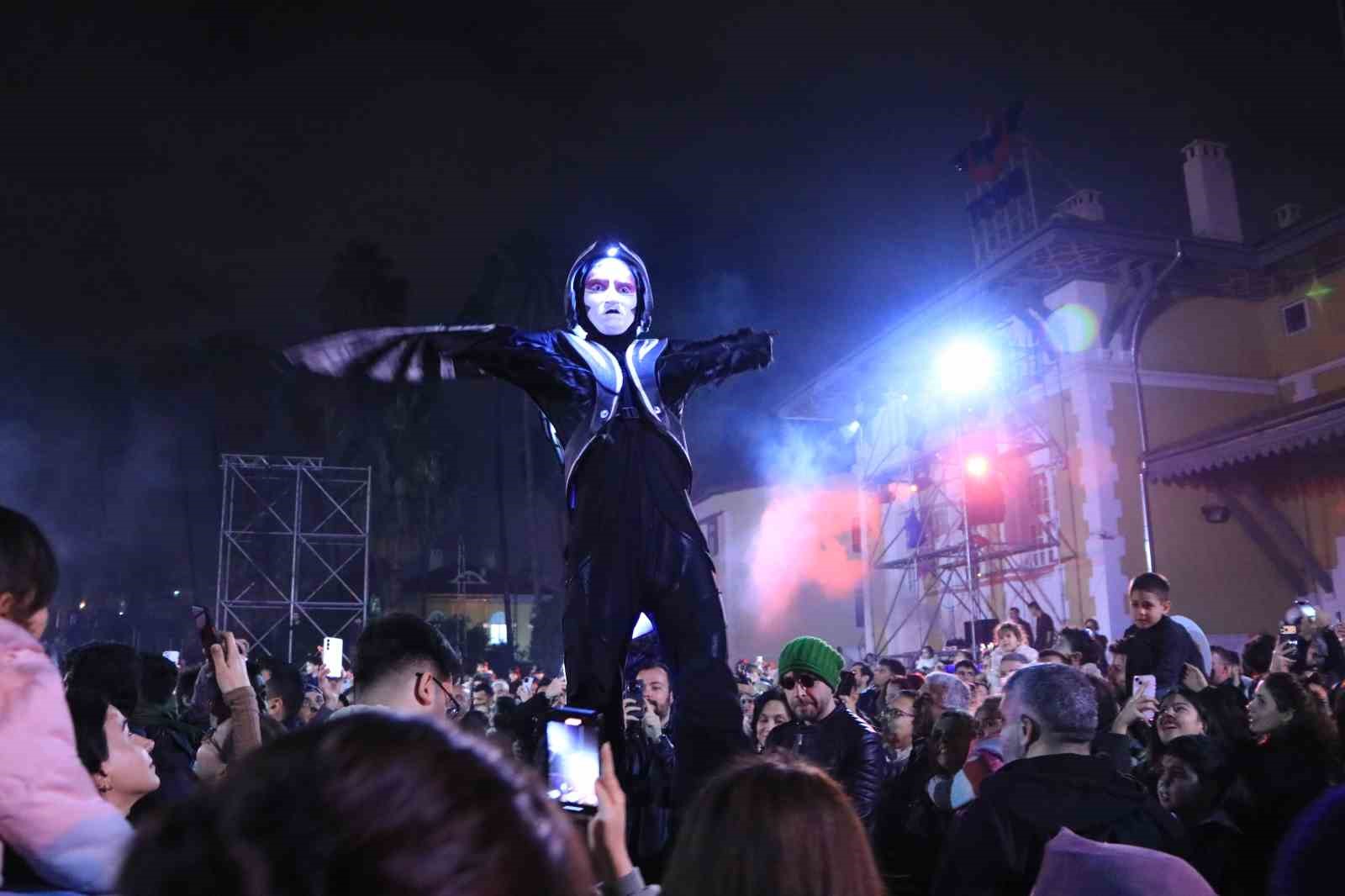 adanada 25inci uluslararasi tiyatro festivali basladi 10 J5lTdBNu