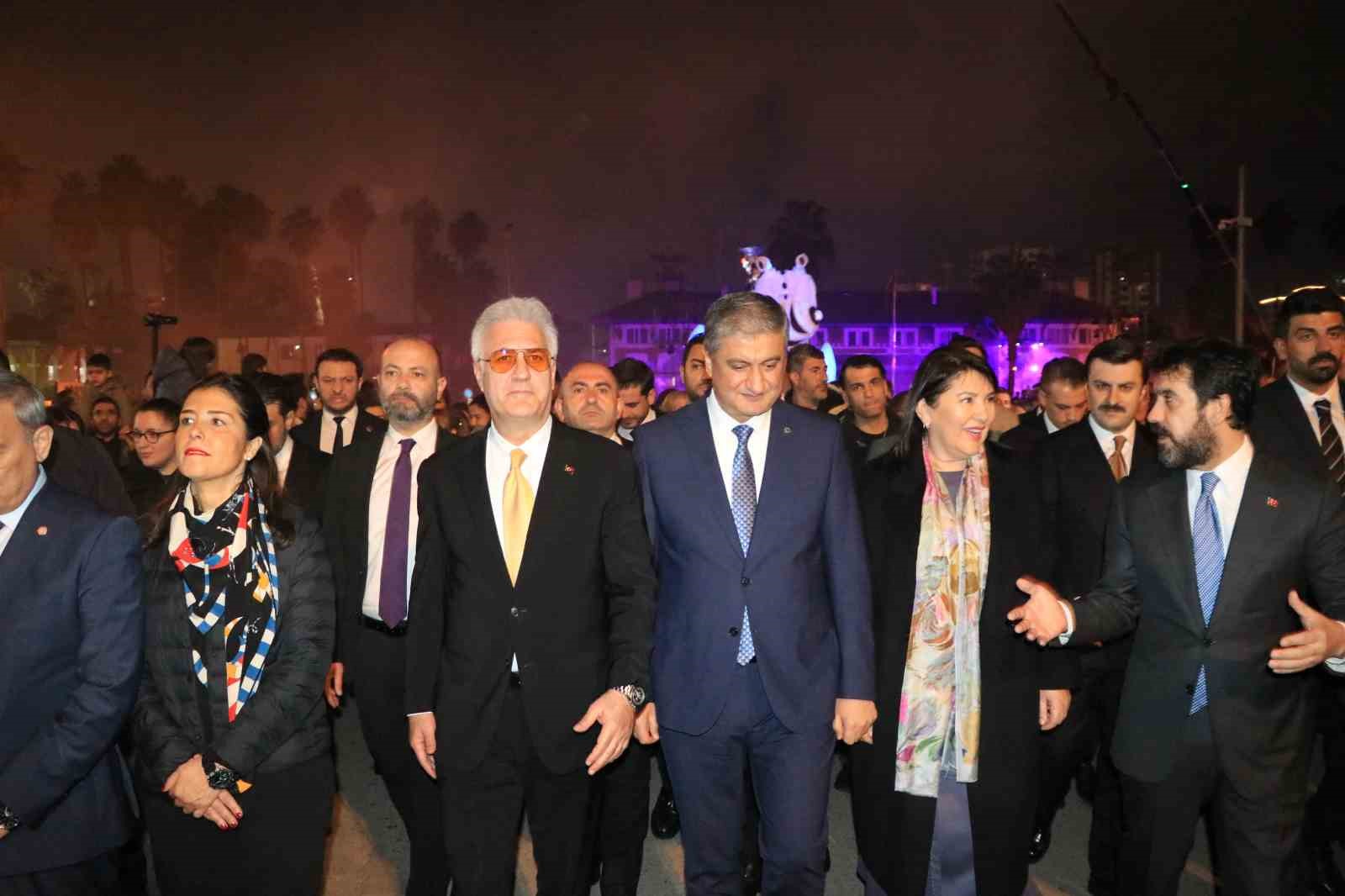 adanada 25inci uluslararasi tiyatro festivali basladi 23 eHUJriCB