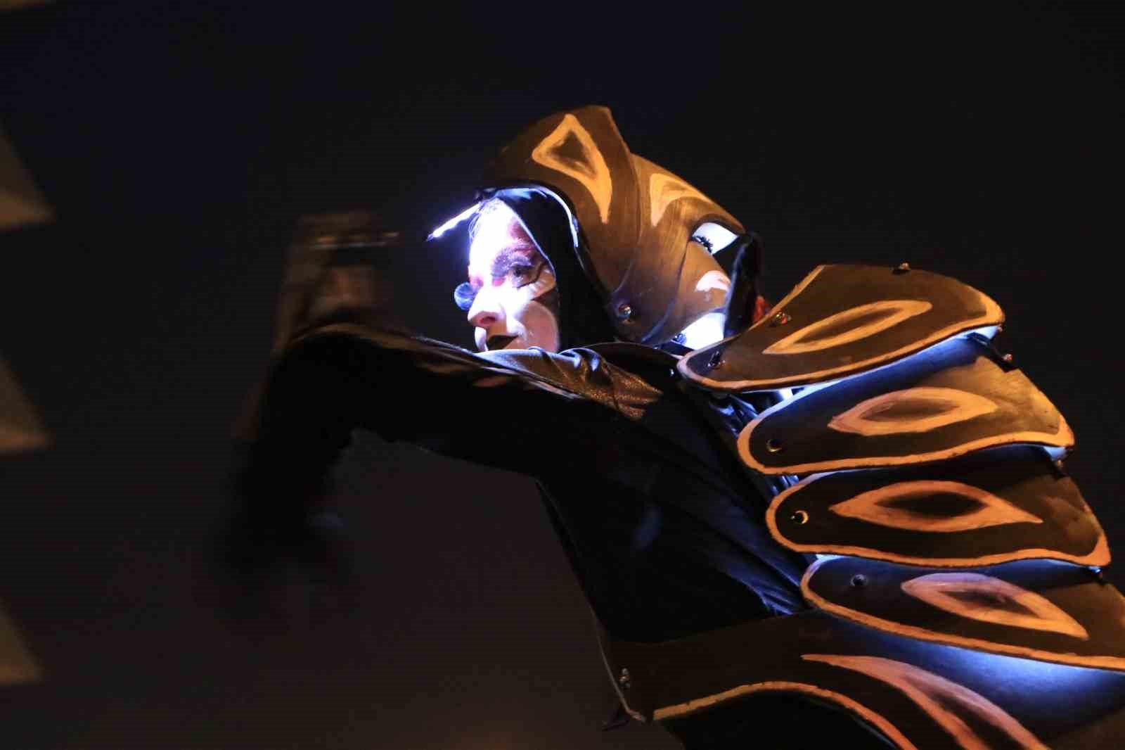 adanada 25inci uluslararasi tiyatro festivali basladi 24 DOcWcNUG