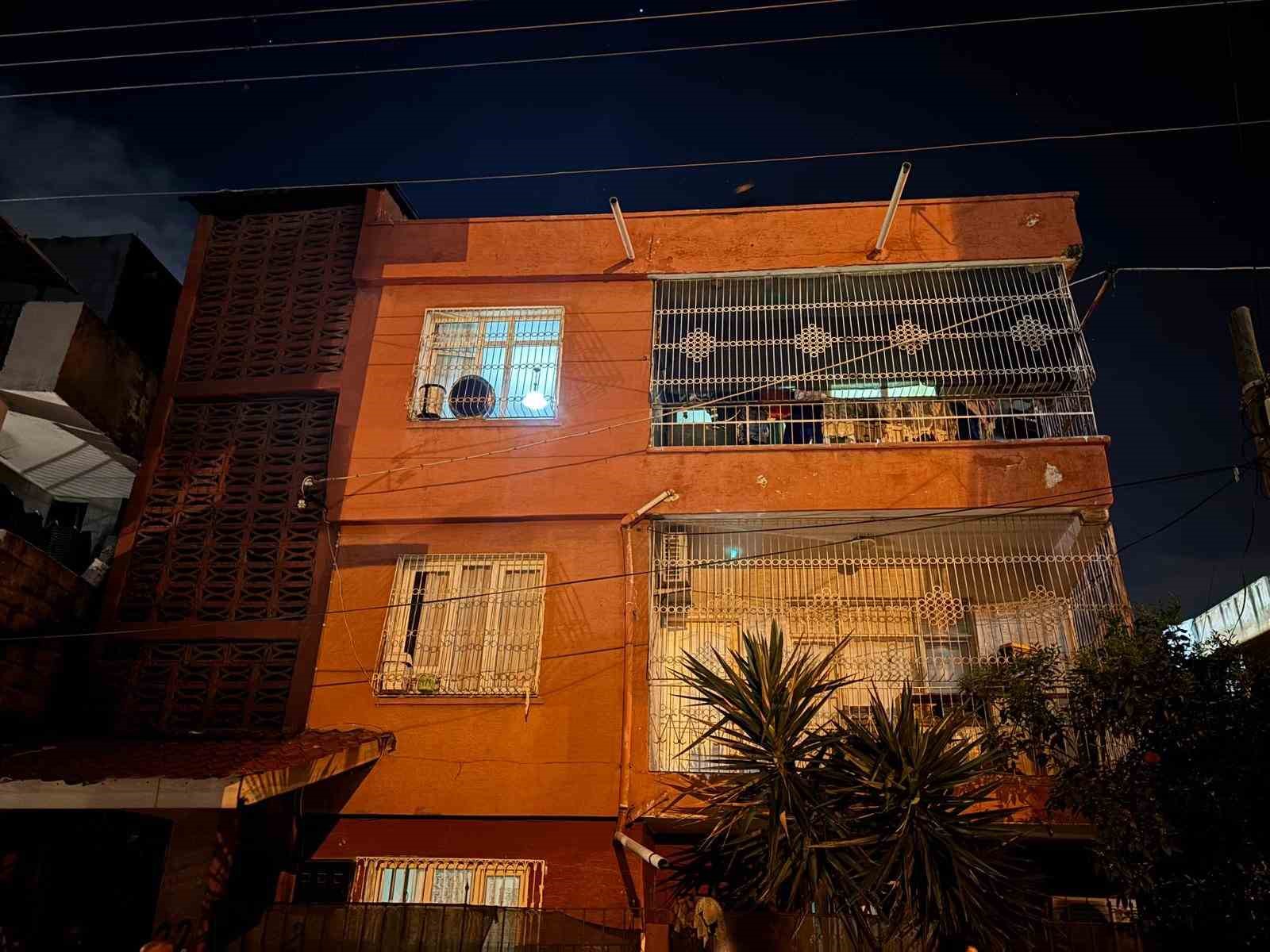 Adana’da 3 katlı binada patlama: 2 ağır yaralı 7 adanada 3 katli binada patlama 2 agir yarali 3 5DNma8mU