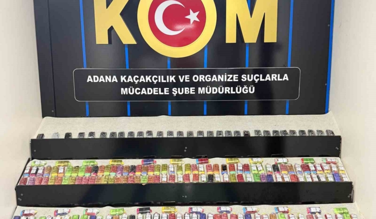 adanada-3-milyon-tl-degerinde-kacakcilik-operasyonu-telefonlar-sigaralar-ele-gecirildi-gDKbi96H.jpg