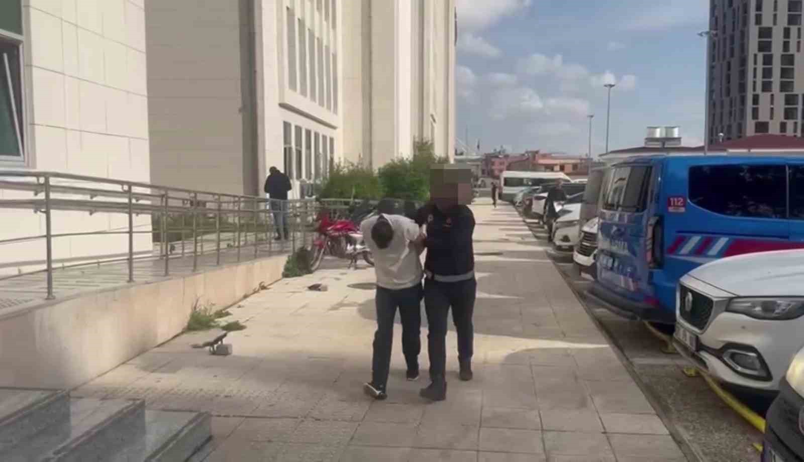 adanada 32 firari torbaci yakalandi 1 G9sAmmQb