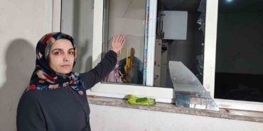 adanada-4-cocuk-annesinin-olmek-istemiyorum-feryadi-kocasi-esyalari-parcaladi-Gsi1zFKk.jpg