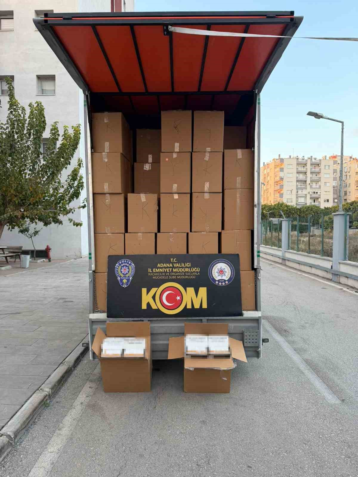 adanada 7 milyon 820 bin tllik makaron ele gecirildi 4 tutuklama 2 E4CNBri4