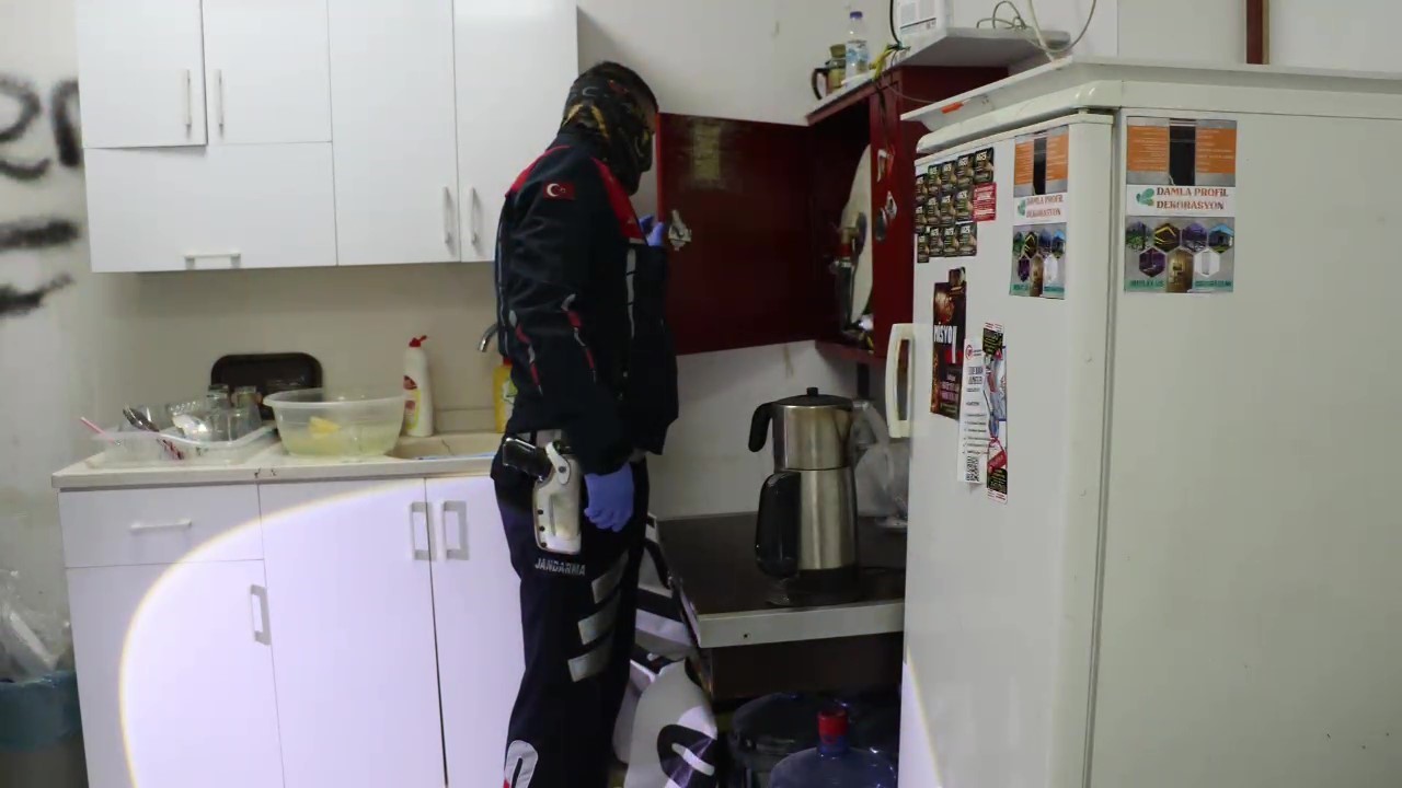 adanada altinyuzuk cetesine operasyon 8 supheli yakalandi 1 Vjv5j1qD
