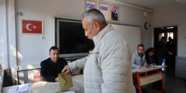 adanada-bir-mahallede-secim-heyecani-kQOUXQnw.jpg